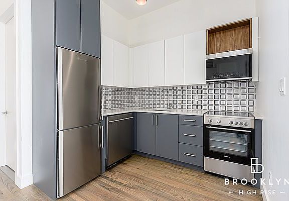 4th image of 488 Lefferts Ave #2F