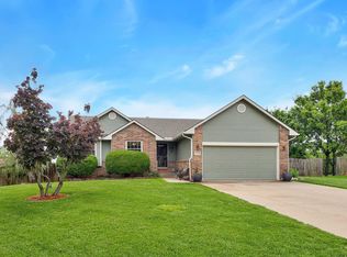 4030 N Edinburg Cir, Wichita, KS 67220