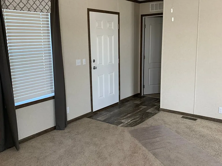 5535 Dysart Rd — Photo 28