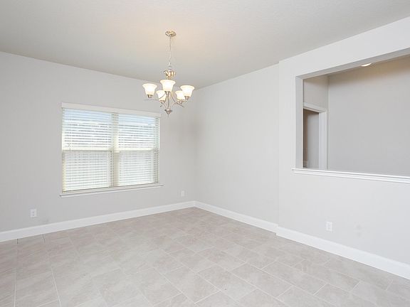 5th image of 13207 Highland Woods