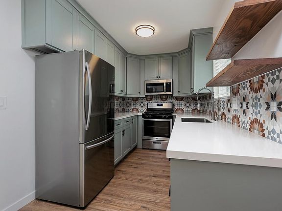 4th image of 1883 1/2 Newton Ln