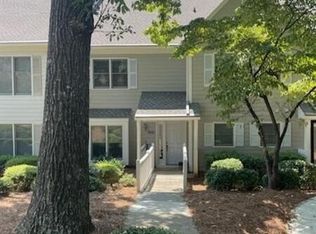 806 Abingdon Way, Sandy Springs, GA 30328