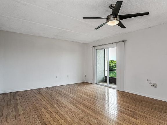 3rd image of 8807 Bay Pointe Dr Unit A108