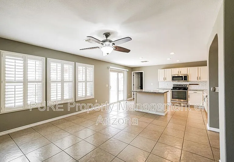 13857 W Ironwood St — Photo 9