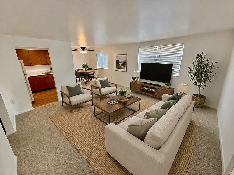 81 N Duane Ave #8 — Photo 1