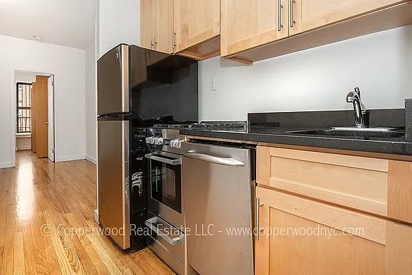 Rented by Copperwood Real Estate | media 20