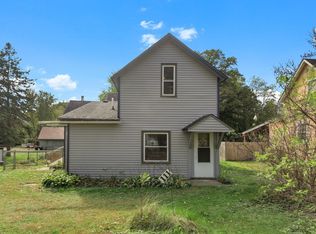 111 Elizabeth St SW, Isanti, MN 55040