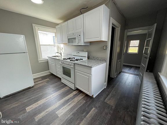 2nd image of 227 W Church St