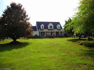 139 Buckeye Trl, Mocksville, NC 27028