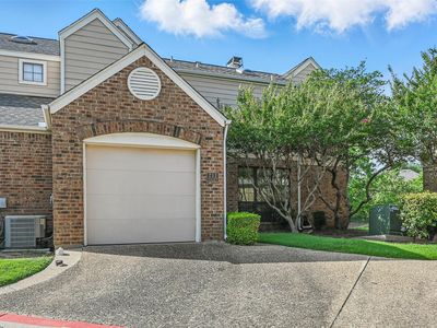 211 Cimarron Trl APT 8, Irving, TX, 75063
