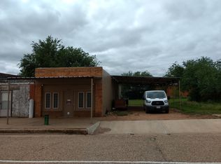 217 Burlington Ave, Spur, TX 79370