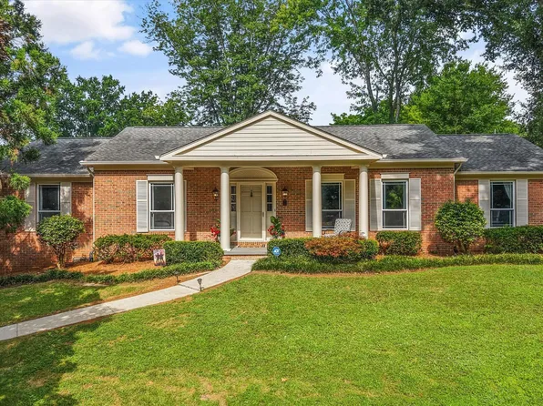 9632 Briarwood Dr, Knoxville, TN 37923