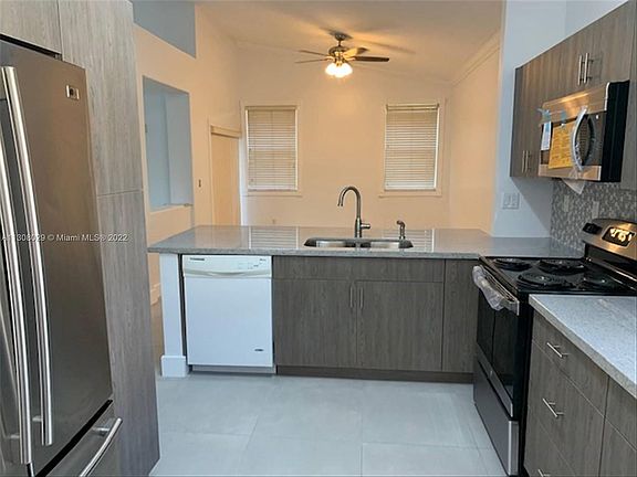 5th image of 9435 SW 182nd Ter