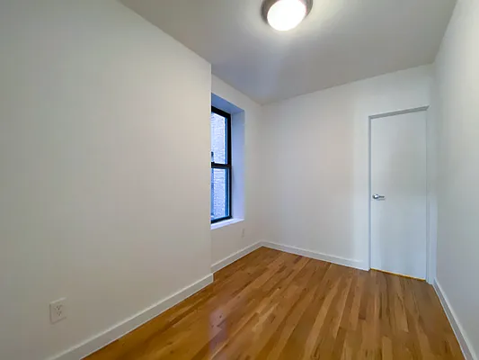 Rented by MAPT Residential LLC | media 9