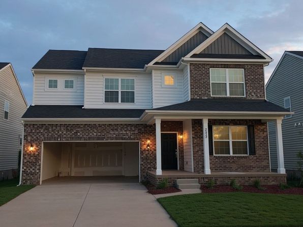 2632 Swamp Chestnut Oak Ln