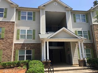 9303 Fairington Ridge Cir, Lithonia, GA 30038