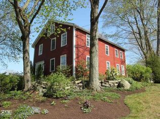 1082 Burroughs Rd, Fairfield, CT 06825