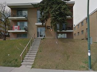 2515 17th St SW #101, Calgary, AB T2T 4M9