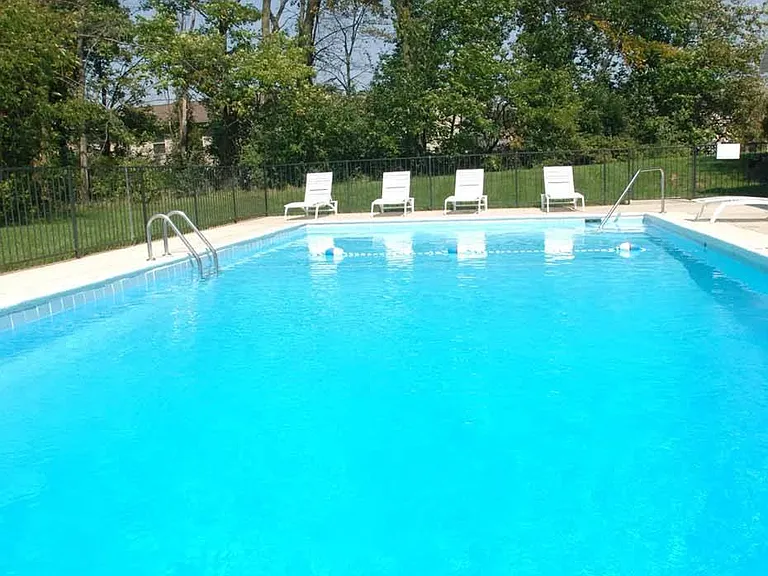 Swimming Pool and Sun Deck