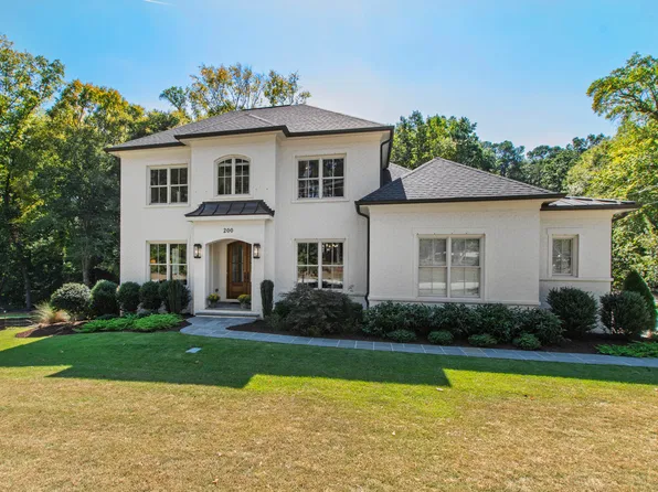 200 Pasquotank Dr, Raleigh, NC 27609