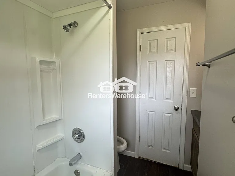 4924 Madison Ave — Photo 15