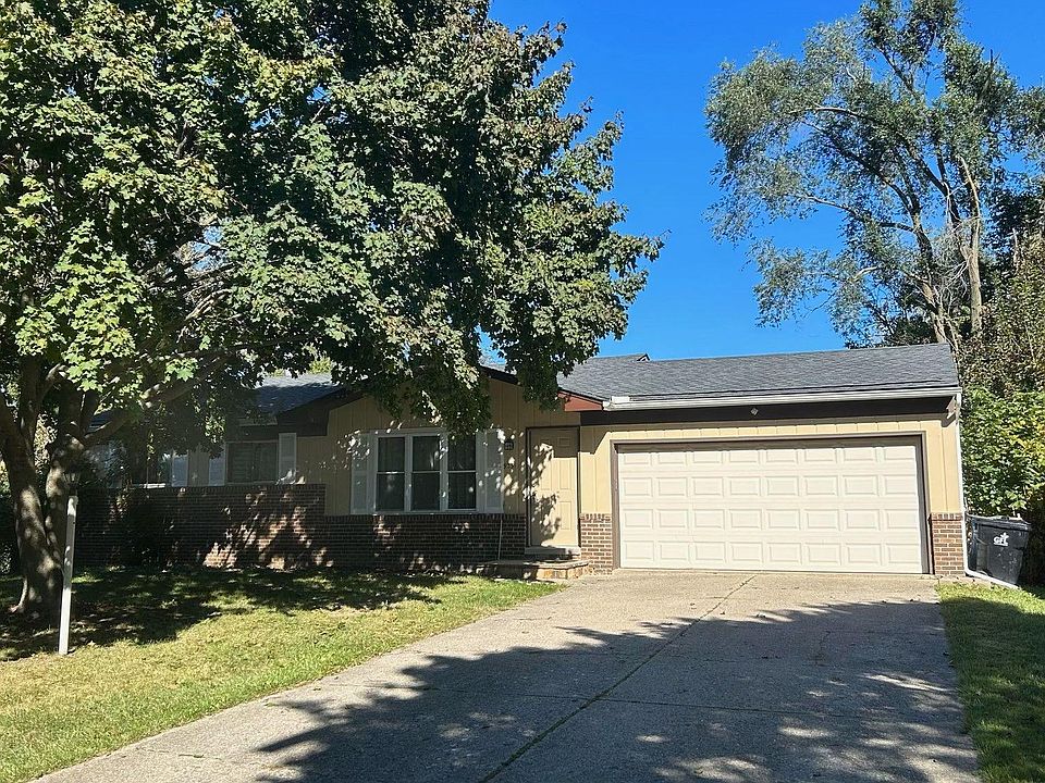 1st image of 9231 Panama Ave