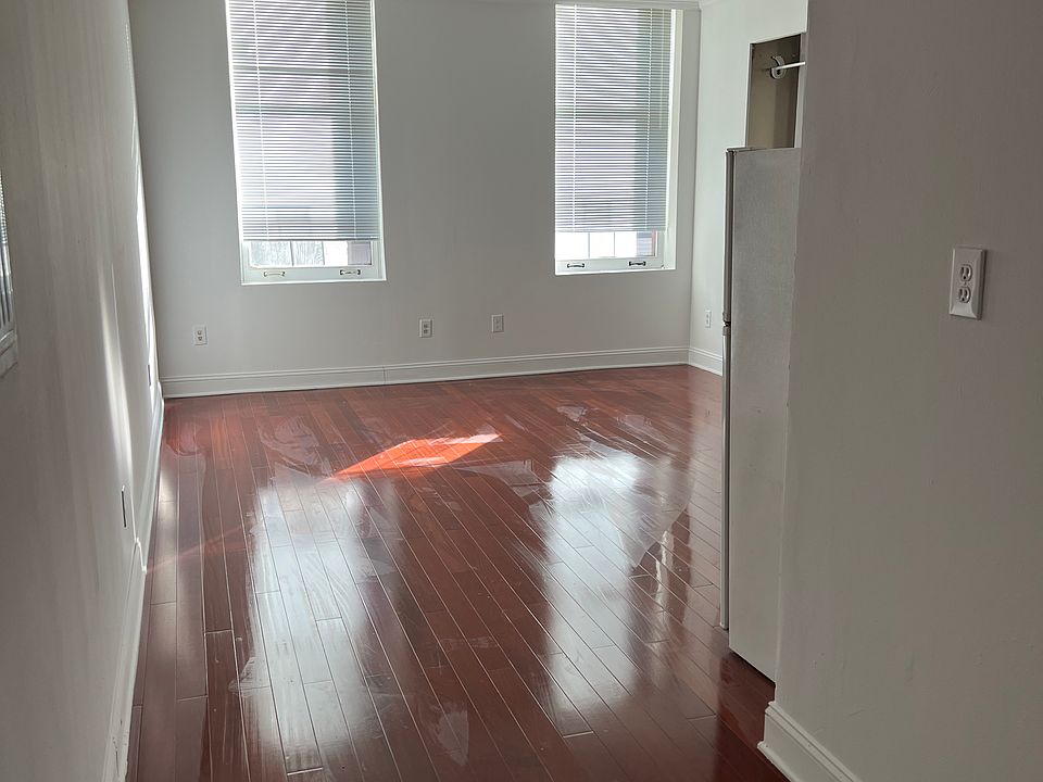 1st image of 104-06 S 8th St #B