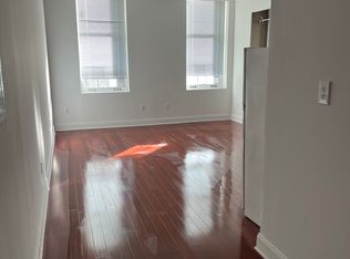 104-06 S 8th St #B, Philadelphia, PA 19107