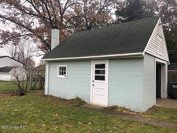 4th image of 5320 Bryn Mawr Pl