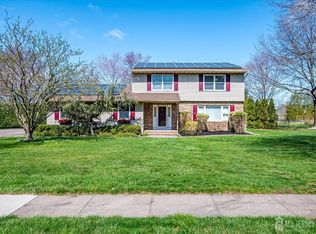 3 Nepote Pl, Somerset, NJ 08873