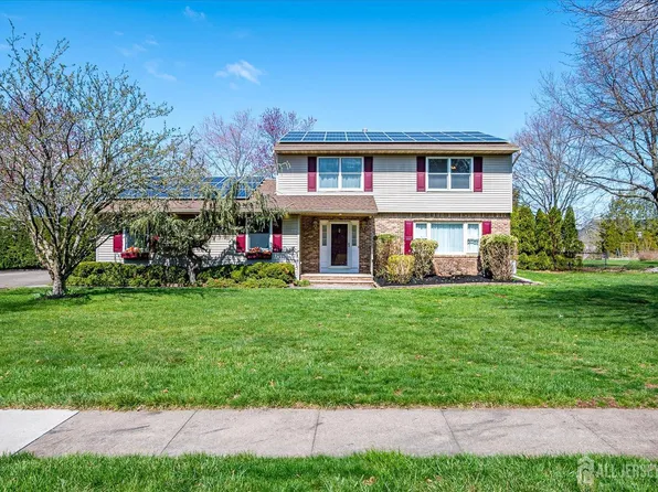 3 Nepote Pl, Somerset, NJ 08873