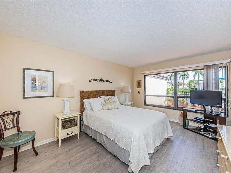 6294 Bahia Del Mar Cir #114 — Photo 10