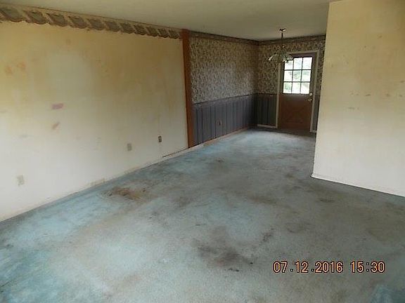 4th image of 7 Willowood Ln
