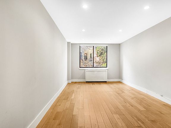 3rd image of 312 E 85th St APT 4D
