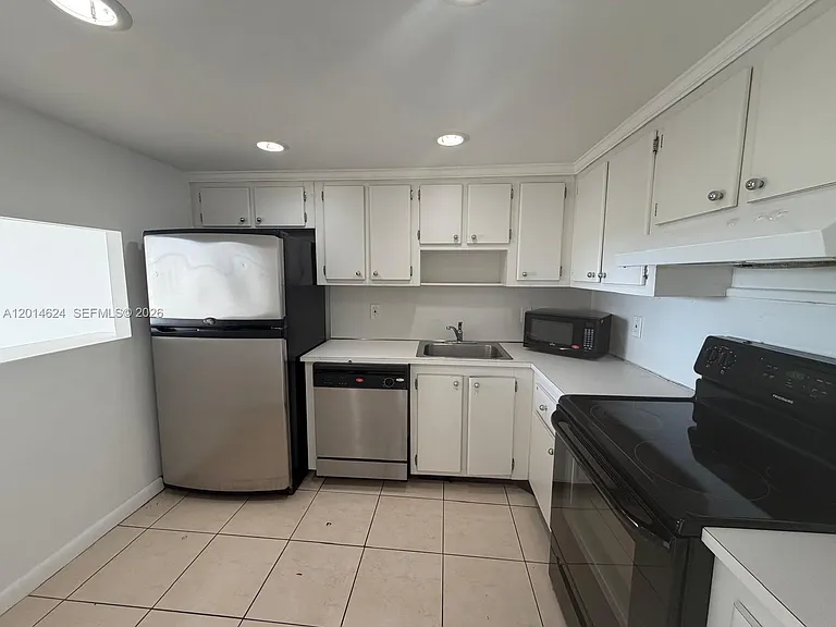 1200 NE Miami Gardens Dr #905W — Photo 5