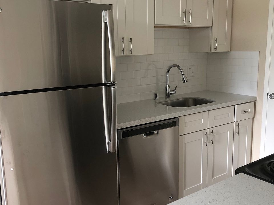 1st image of 770 Northrup St APT 1