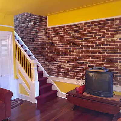 Sold by Remax Real Estate Professionals | media 26