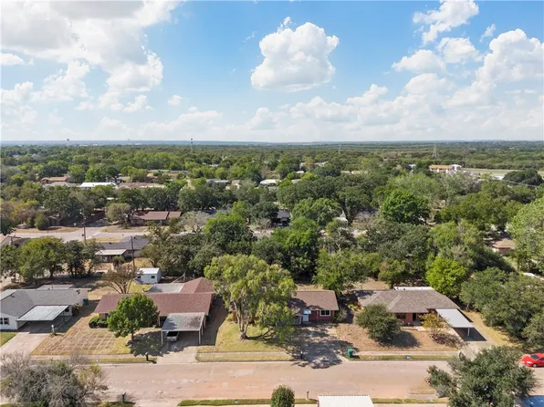 110 S Barbara St, Waco, TX 76705