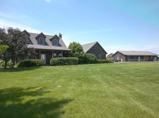 1869 Woodlawn Rd, Steward, IL 60553