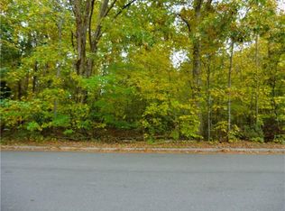 38 Old Mountain Rd, Powder Springs, GA 30127