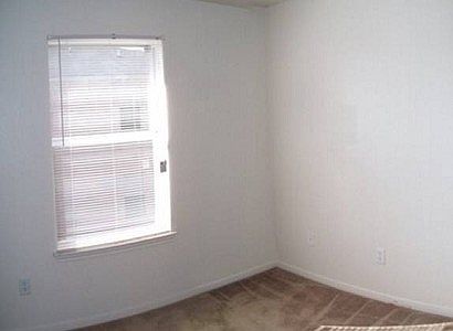 5th image of 2911 Cantabrian Dr APT C