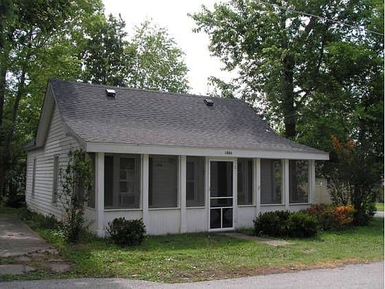 1st image of 1006 Rich St