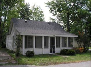 1006 Rich St, Carterville, IL 62918