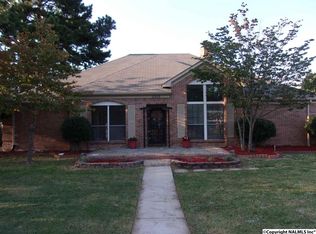 2202 Duncansby Dr SW, Decatur, AL 35603