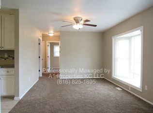 18830 E Salisbury Rd, Independence, MO 64056