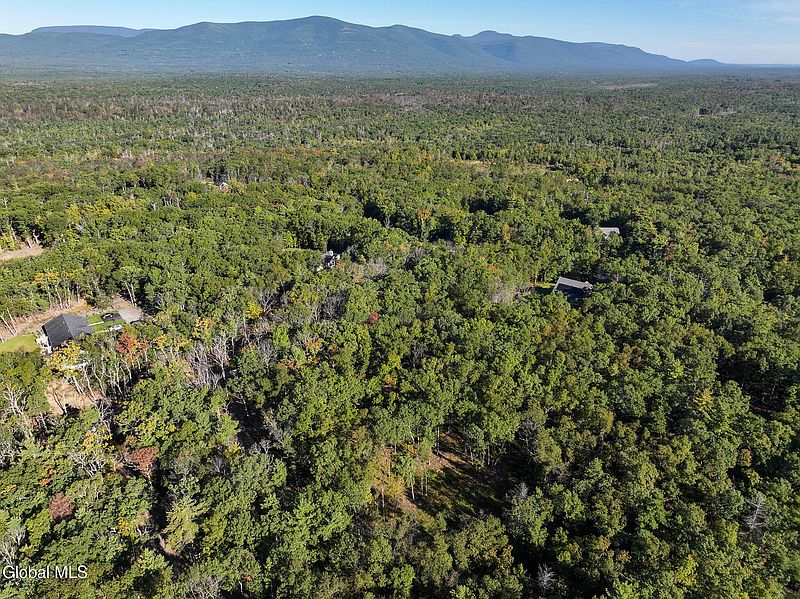 2nd image of L9.100 Reilly Road
