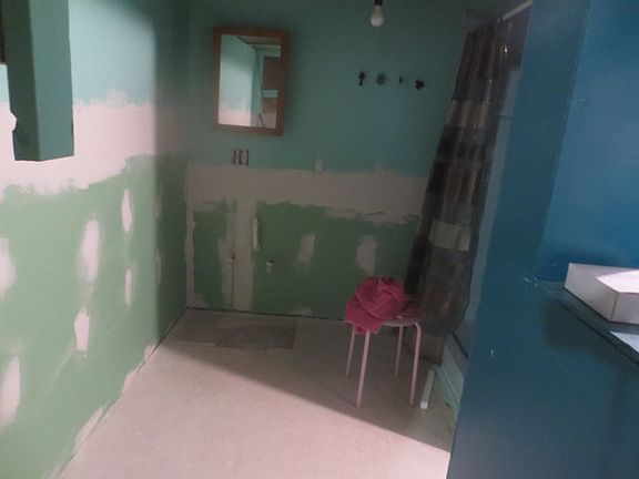 5th image of 605 Elmwood Dr
