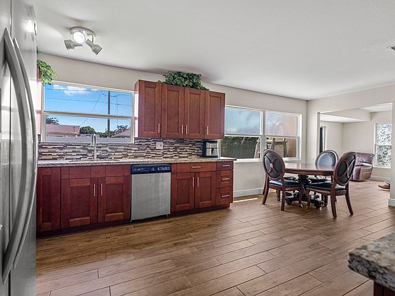 4th image of 2065 SE Wald Street