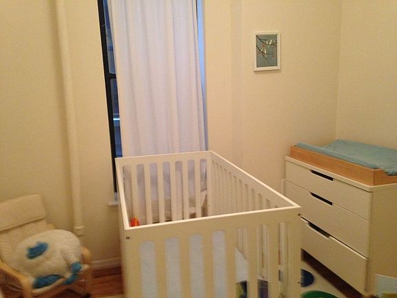 5th image of 465 4th St #3B