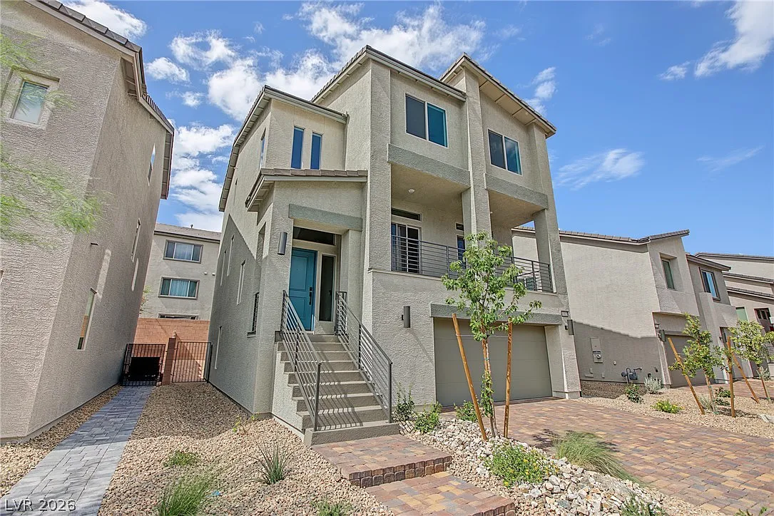 4 bed, 3.5 bath, 2990 sqft, $4,000 — Photo 2